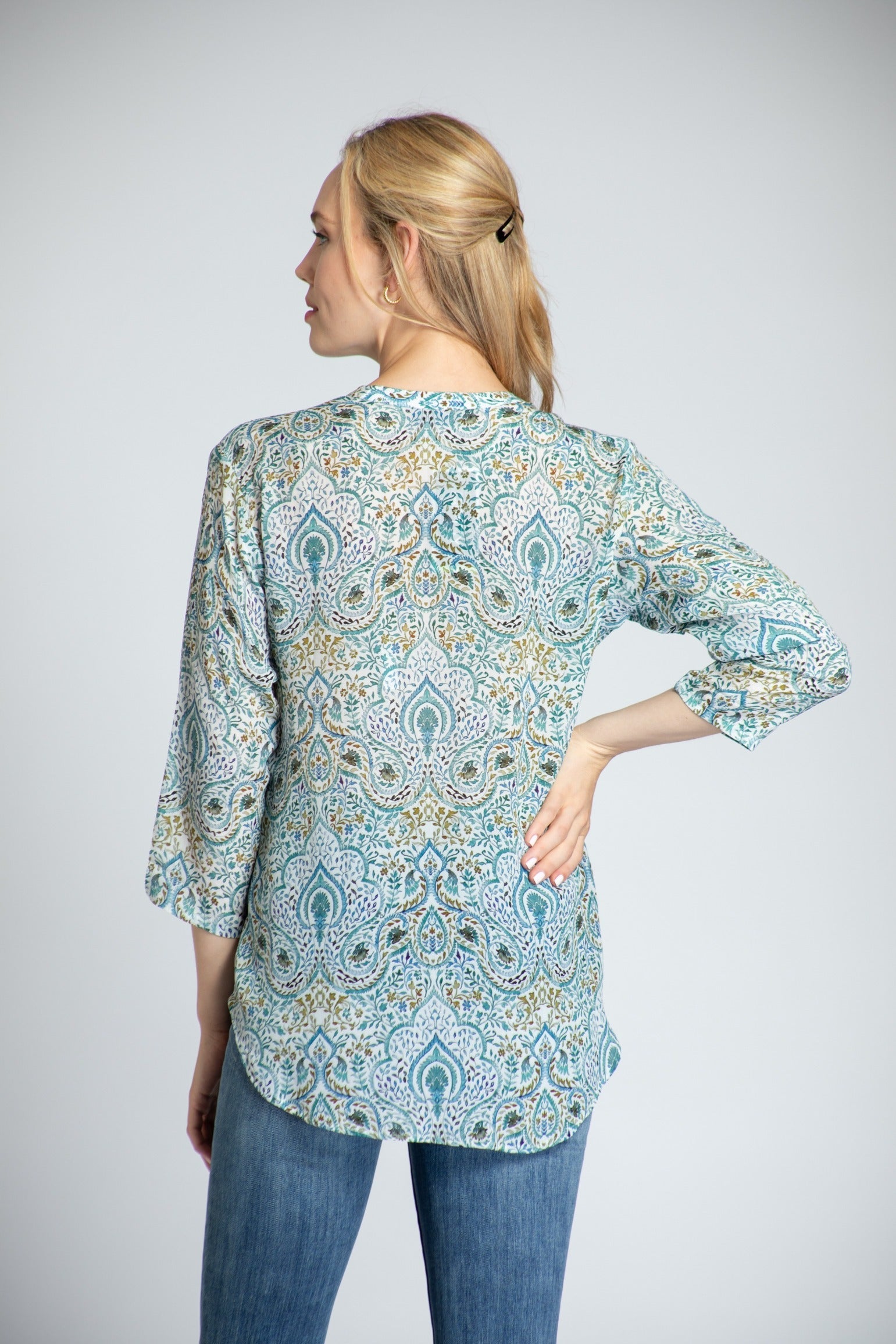 Modern Paisley Print - 3/4 Sleeve Mandarin Collar Button-up